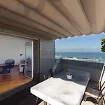 Oriente 25 By Iin - Parque Nacoes *