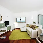 Oriente 25 By Iin - Parque Nacoes