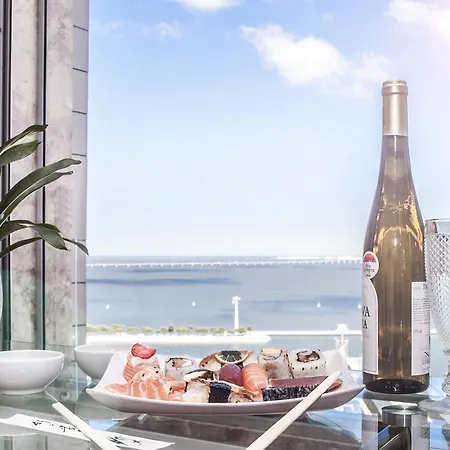 Oriente 25 By Iin - Parque Nacoes * 리스본