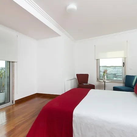 Oriente 25 By Iin - Parque Nacoes 리스본