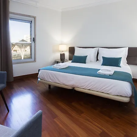 Oriente 25 By Iin - Parque Nacoes Lägenhet Lisboa