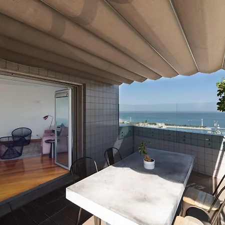 Oriente 25 By Iin - Parque Nacoes *