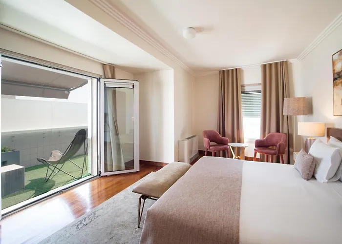 Oriente 25 By Iin - Parque Nacoes *