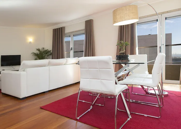 Oriente 25 By Iin - Parque Nacoes