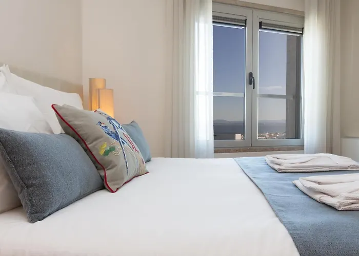 Oriente 25 By Iin - Parque Nacoes Lisboa