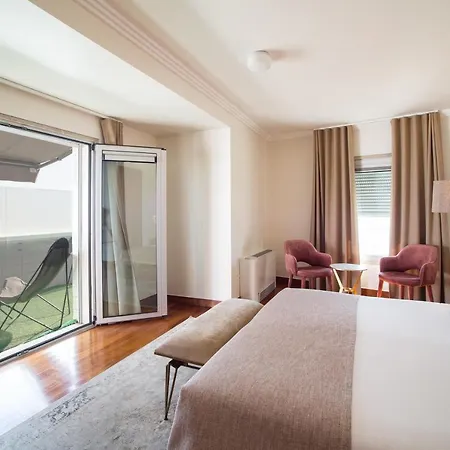 Oriente 25 By Iin - Parque Nacoes *