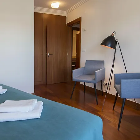 Oriente 25 By Iin - Parque Nacoes