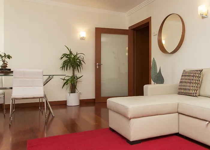 Oriente 25 By Iin - Parque Nacoes *